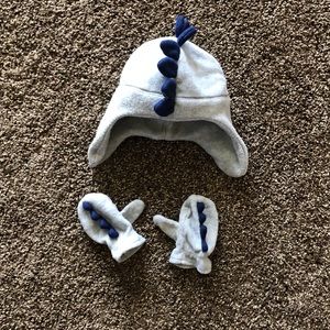 Crazy 8 fleece hat and glove set 12-24 mo